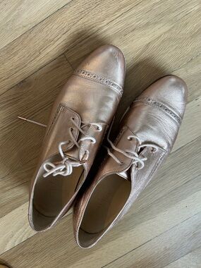 Cole Haan Metallic Rose Gold Lace-Up Women's Oxford Shoes